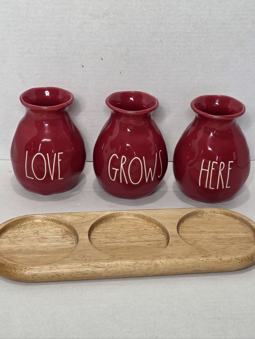 Rae Dunn Love Grows Here Artisan Bud Vases With Wooden Board Base - Picture 6 of 6